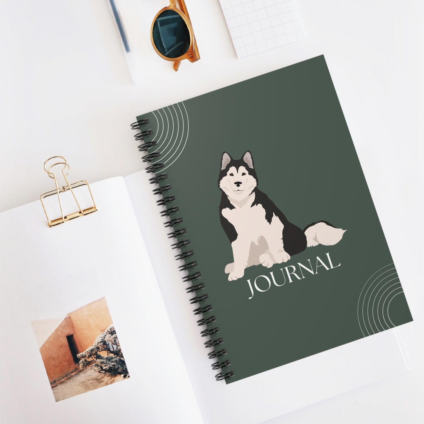 Alaskan Malamute College Ruled Spiral Notebook
